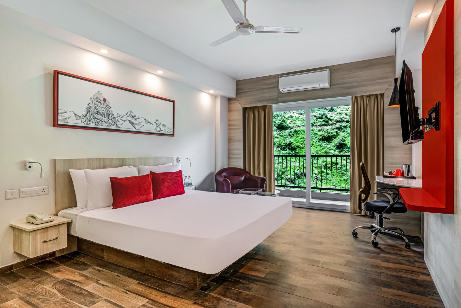 Super Deluxe Room at Hotel Mahananda in Uttarakhand